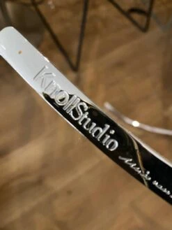 Barcelona Low Chair White Leather Knoll Studio -Chairly Shop dc6696ae ef64 42f4 b6e2 1bbab4800433