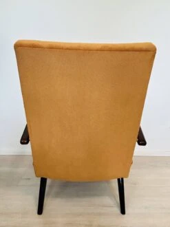 Vintage Armchair By Jaroslav Smidek For TON -Chairly Shop de8b8317 0606 4f40 a7d5 e55c33c21d8b