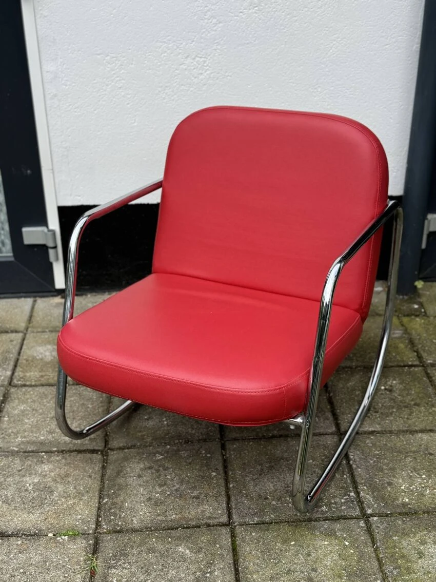 Tubular Frame Vintage Rocking Chair 11 Tubular Frame Vintage Rocking Chair - Image 9