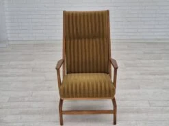 1960s, Danish Design, Oak Wood Rocking Chair With Footstool, Furniture Wool, Original Condition. -Chairly Shop eb246504 5ef0 4728 a883 9f5c67904fee