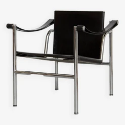 Le Corbusier LC1 "Basculant" Chair For Cassina -Chairly Shop ef157345 9b06 4d3d 812a 3bbc71f57224