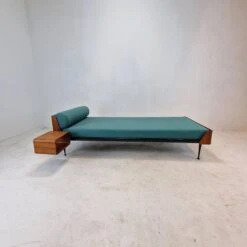 Friso Kramer 'Euroika' Daybed For Auping Holland, 1960's -Chairly Shop f2e4a803 745f 4cb8 b4cd 1c2ac10cf08c