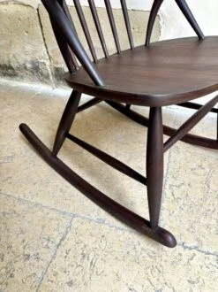 Dark Wooden Rocking Chair By Illum Wikkelso For Niels Eilersen, 1960s -Chairly Shop f43cfe9a 66ea 4214 9fae 26679a4b32a0