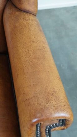 Large Sheepskin Leather Wingback Armchair In Good Condition, English Style 19 Large Sheepskin Leather Wingback Armchair In Good Condition, English Style -Chairly Shop f46ca1b0 0074 4b2a 9f13 136af4aa46ba