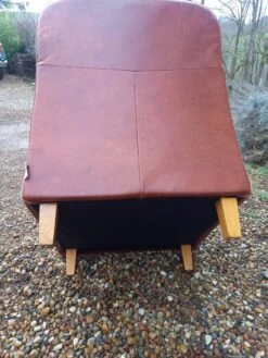 Pair Of Leather Club Chairs 32 Pair Of Leather Club Chairs -Chairly Shop f48e0f95 da4e 4a99 b319 fde0d9697586