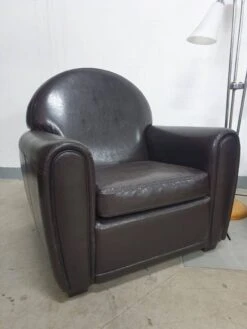 Club Leather Armchairs In Art Deco Style, 1970s, Europe -Chairly Shop f9bcdc57 15f1 4810 986c a3bcadb887f1