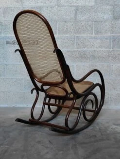 Rocking Chair 1970 -Chairly Shop fa177f9a a78f 49d6 9260 1c215f548a74