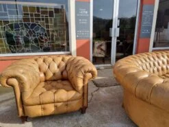 Chesterfield Armchair -Chairly Shop fac02e05 1ea9 447c 9857 87402b159509