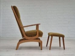 1960s, Danish Design, Oak Wood Rocking Chair With Footstool, Furniture Wool, Original Condition. -Chairly Shop fb679407 c792 490f a54d 68e071e248f0
