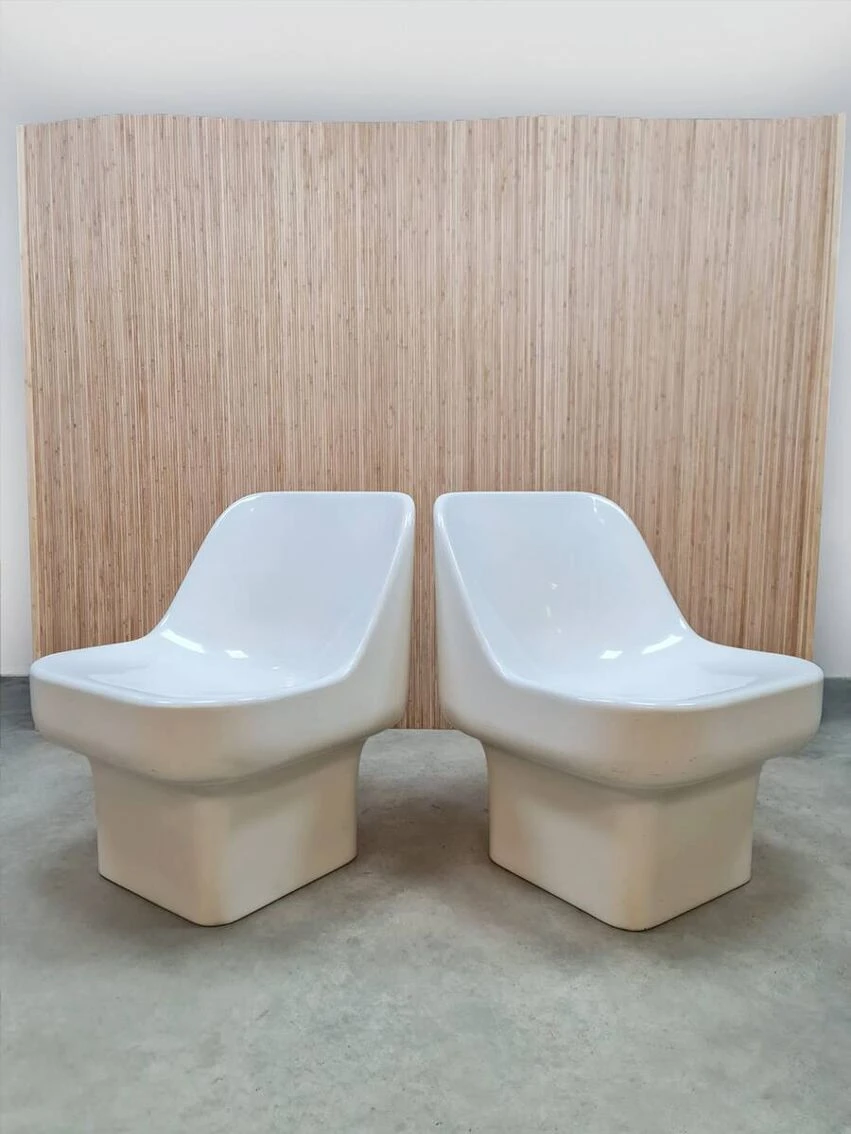 Vintage Fiberglass Lounge Chairs 1971 5 Vintage Fiberglass Lounge Chairs 1971 - Image 3