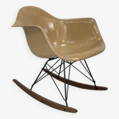 Eames Herman Miller 1950s RAR Rocking Chair In Light Tan -Chairly Shop fbc2734c 5053 4487 b6e0 70eb23c5e32d