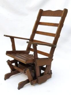 Rocking Chair Vintage Wooden Rocking Chair 50s 60s -Chairly Shop ff20756b 45a9 4a7f 90bd 6a45b6983ffc